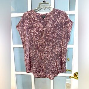 torrid mauve floral button-front blouse